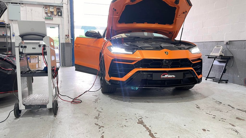 Lamborghini Service . Urus remap and engine workshop uk