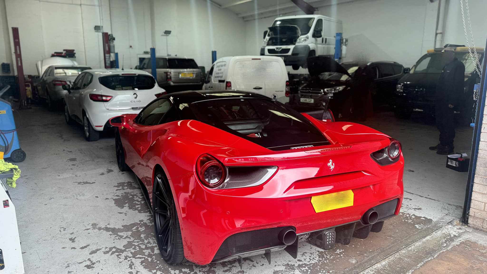 Specialized Ferrari service . Red Ferrari