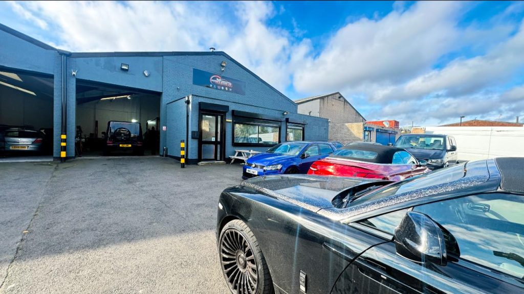 Vehicle Service, UK car service Georges Garage. Outside image of car service